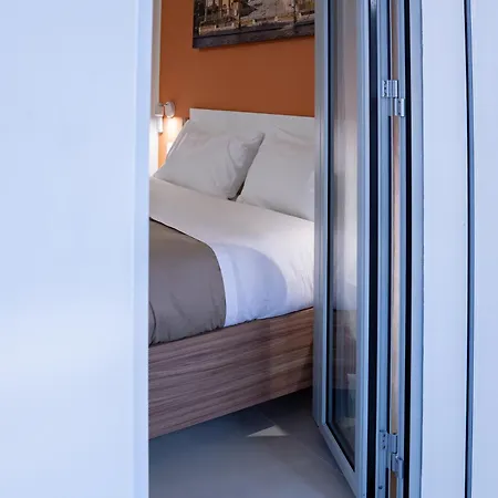 Duecento Bed & Breakfast 4*