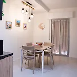 Bed & Breakfast Duecento 3*